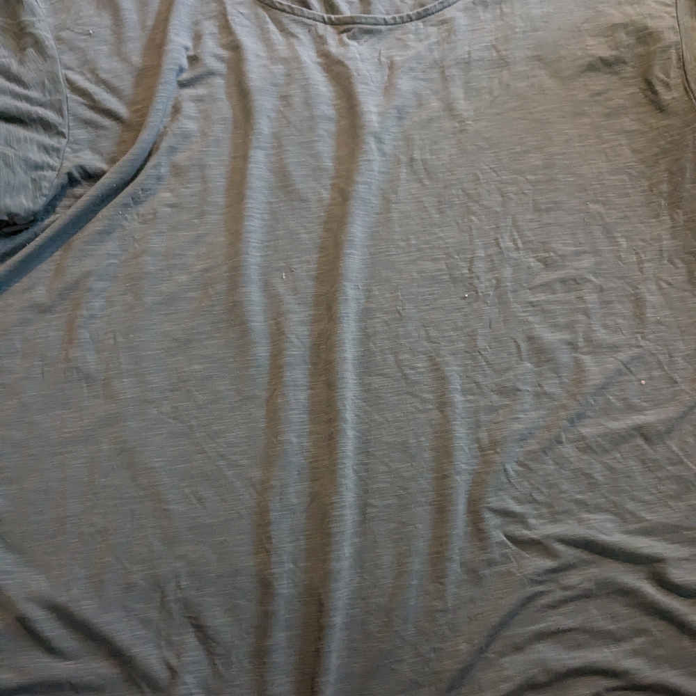 😃$6 WHEN BUBDKED😃L.L. Bean Green Short Sleeve Tee